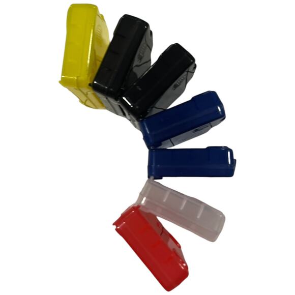 Mad Catz Memory Card Cases Game Boy Color 6 Pack Rainbow - Picture 1 of 11